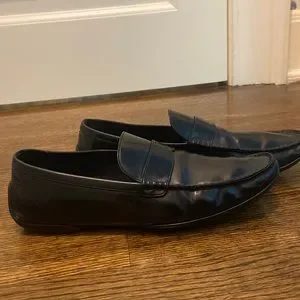 AUTHENTIC Louis Vuitton black leather moccasin with dust bags Louis Vuitton | Shoes | Authentic Louis Vuitton Black  main image 2